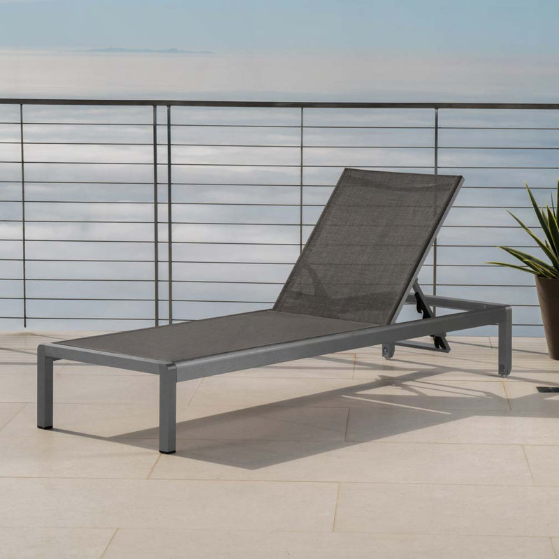 Chaise longue d'extérieur avec structure en aluminium durable réglable à 5 niveaux et filet en textilène, Gris