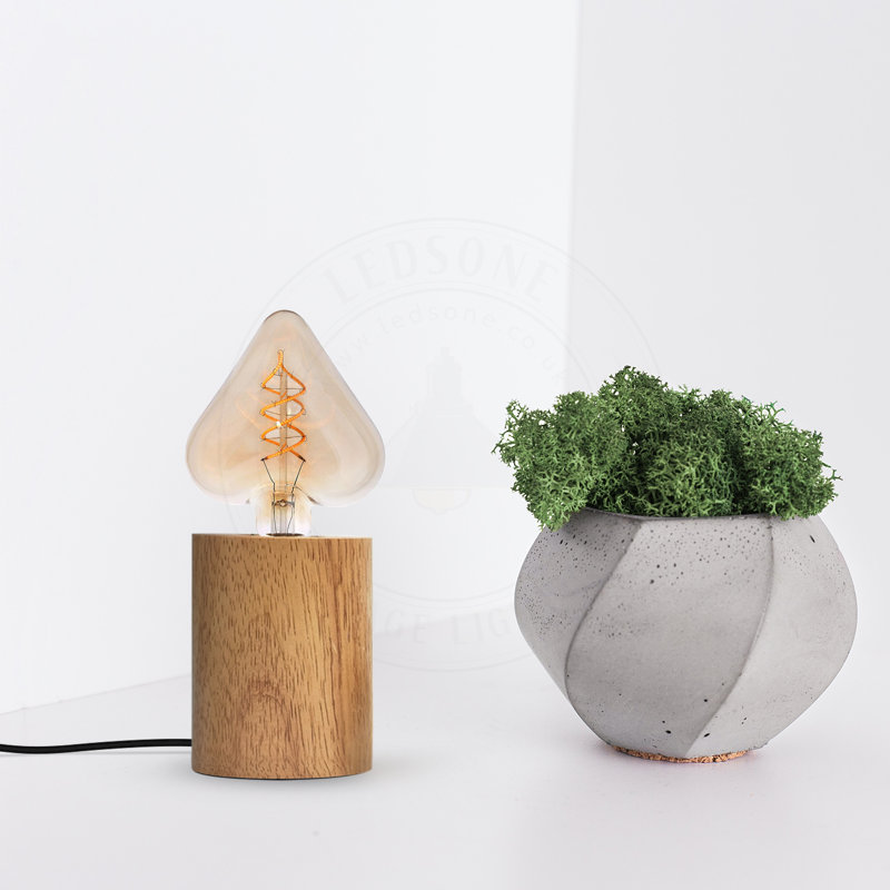 Millston Desk Lamp, Yes