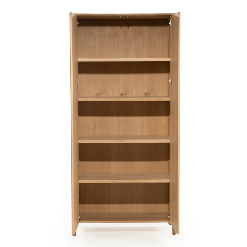 Jake Cabinet, Natural