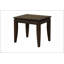 Élégante table de bout en bois avec finition café, parfaite pour rehausser la décoration intérieure et offrir un rangement fonctionnel.