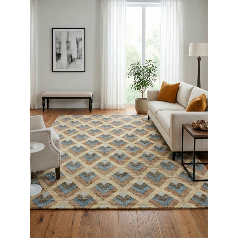 Aquila Geometric Area Rug in Gray/Beige/Brown, Rectangle 5' x 8'