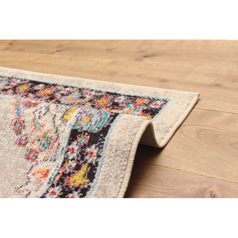 Tapis ivoire Lea 2 pi 8 po x 8 pi 2 po, Tapis de couloir 2 pi 8 po x 8 pi 2 po