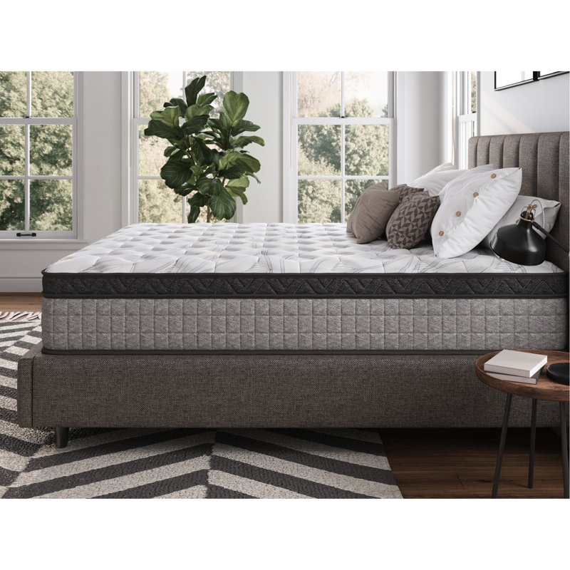 Matelas pour grand lit 12 po - Mousse à mémoire de forme gélifiée pour un environnement de sommeil respirant et relaxant
