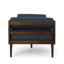 Chaise longue confortable en tissu bleu marine avec une base lisse au look contemporain et piqué gaufré