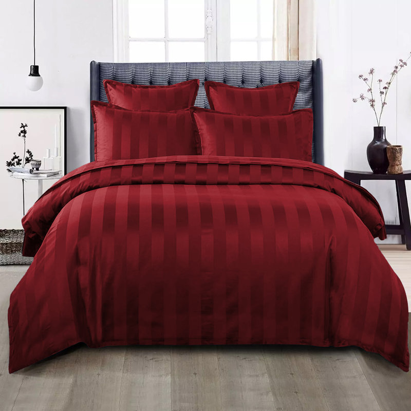 Renze Microfiber 250 TC Reversible Stripe Duvet Cover Set with Pillowcases, Burgundy
