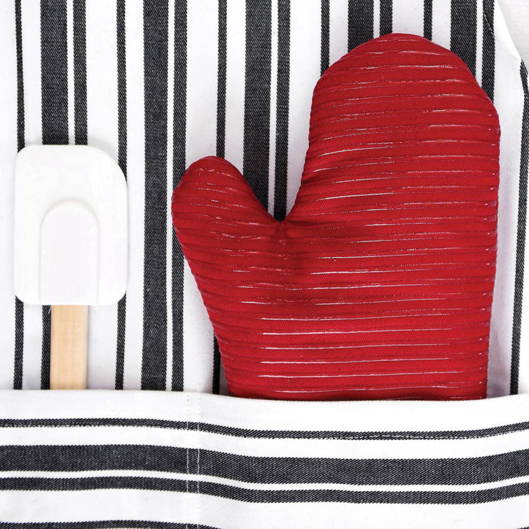 All-Clad Red Oven Mitts / Set of Two