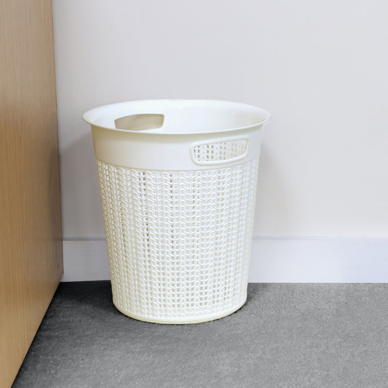 Demaio Laundry Hamper, White