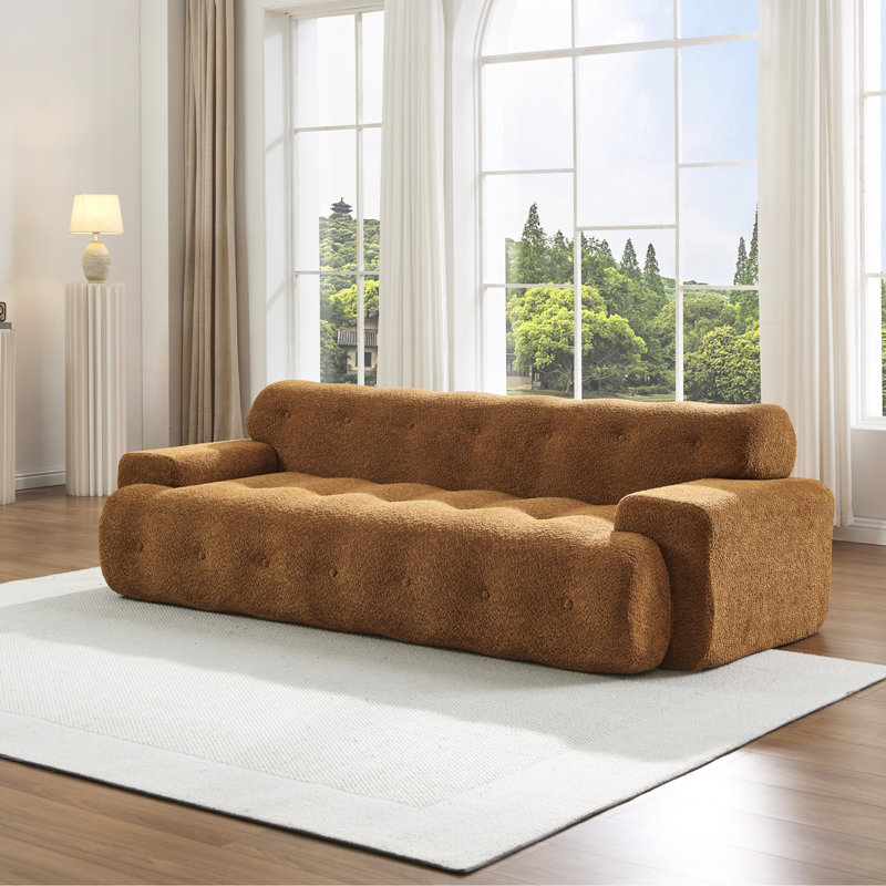 Canapé 3 places 224 cm (88 po) capitonné en bouclette couleur Nomad, rembourrage en mousse haute densité, confort ergonomique, revêtement respirant et anti-boulochage, style moderne, aucun assemblage requis.