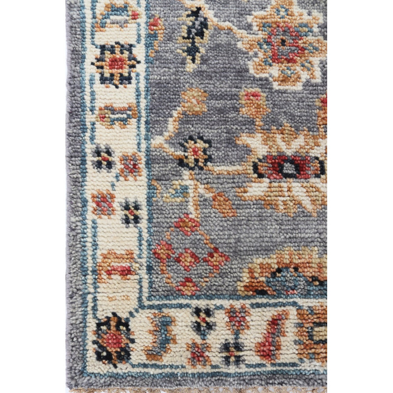 Area Rug in Gray