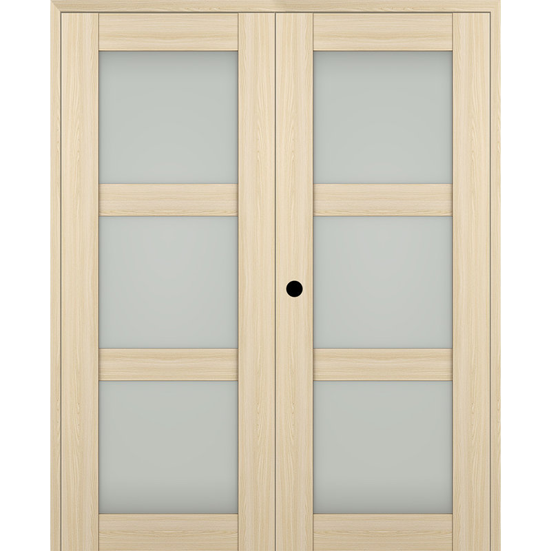Porte standard à panneaux en bois manufacturé Avon 3 Lite, 63,5 po x 79,37 po, Frêne de la loire, Droite