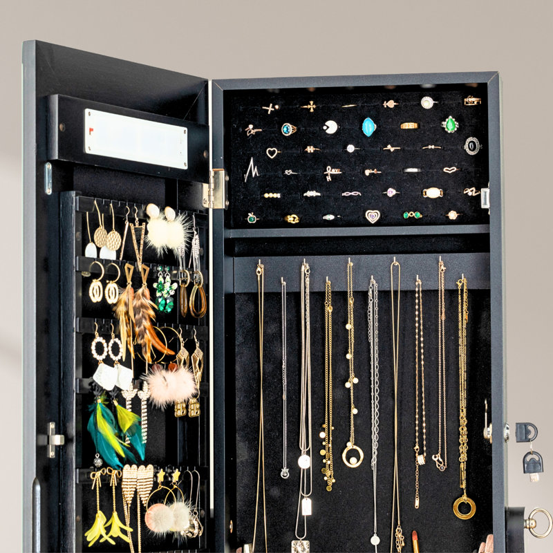 Armoire à bijoux