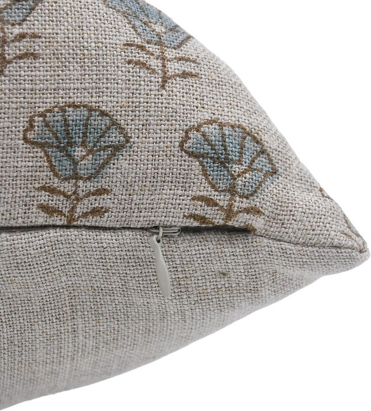 Coussin décoratif en lin Fabinine, H 22 po x l 22 po, Floral brun clair, Rectangulaire