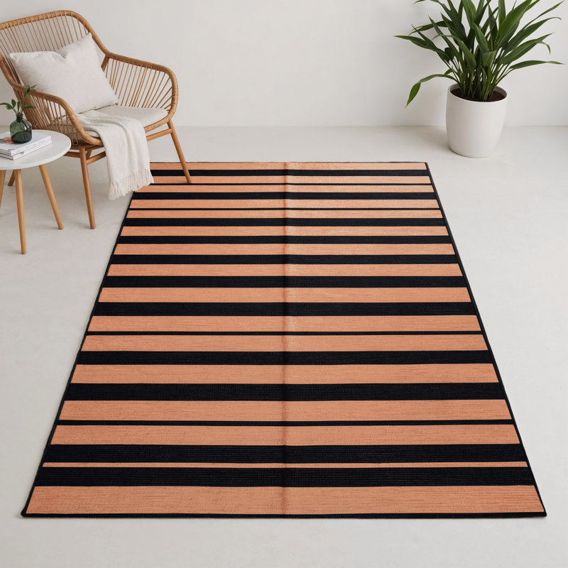 Tapis intérieur / extérieur rose HorizontalStripes, Rectangle 9 pi x 12 pi