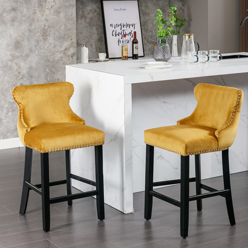 Tabourets de bar rembourrés en velours avec boutons capitonnés