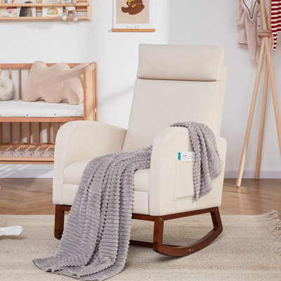 Chaise berçante rembourrée avec repose-pieds et dossier haut