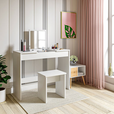 Damaurion Dressing Table with Mirror