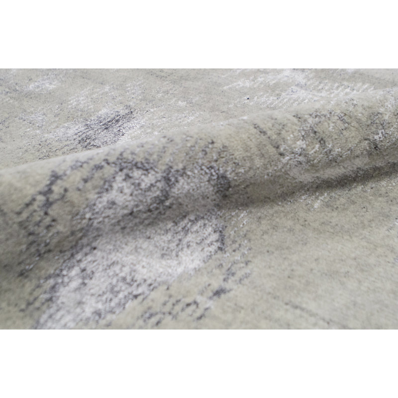 Ikat Area Rug in Silver/Natural, Rectangle 6'2" x 8'10"