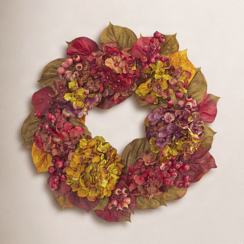 Faux Hydrangea Plastic 24'' Wreath