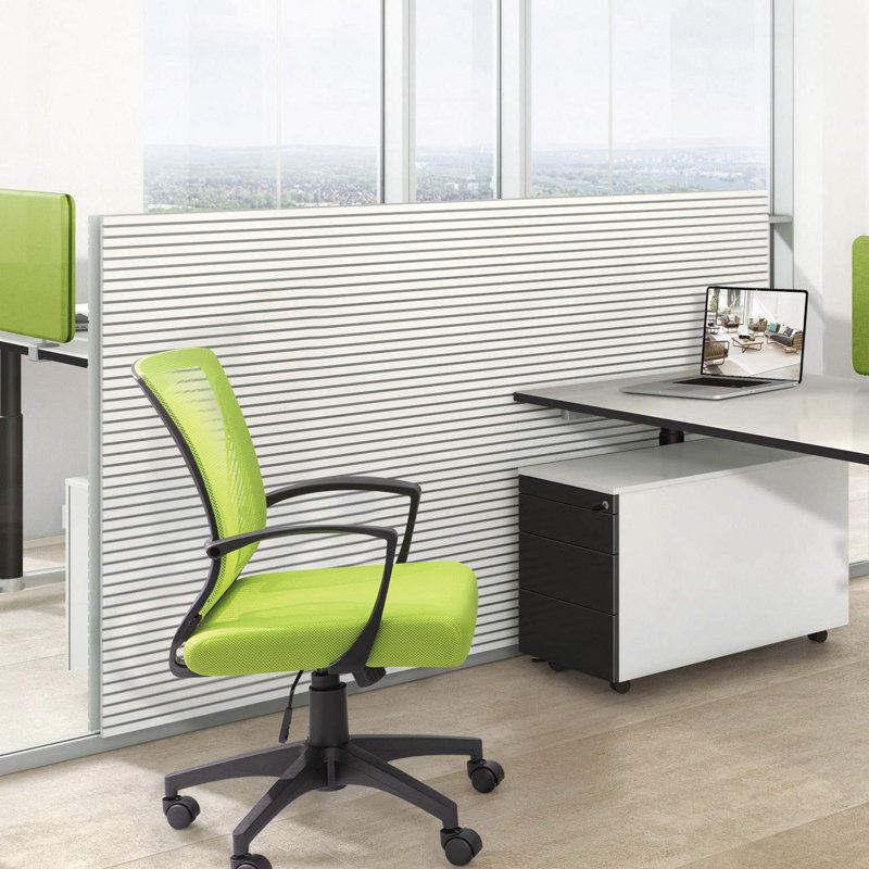 Chaise de bureau en polyester Chair, Vert pâle / Noir