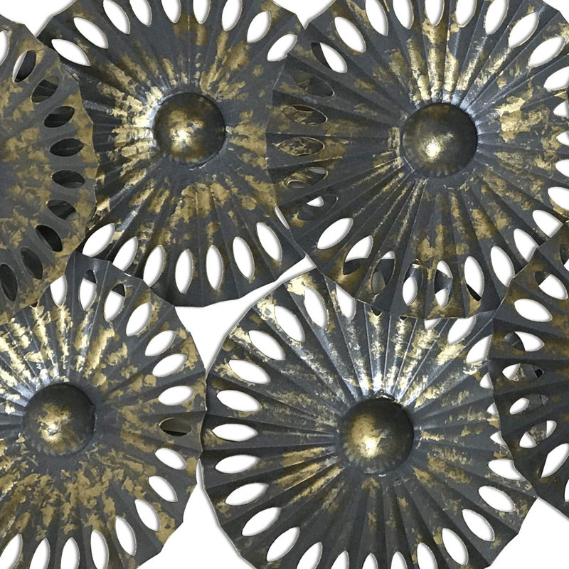 Handmade Traditional Abstract Wall Decor on Metal