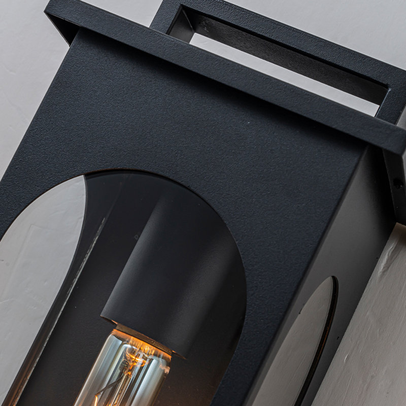 Applique murale d'extérieur à 1 lumière de style moderne 13 pouces avec verre trempé transparent et capteur de crépuscule pour la porte d'entrée