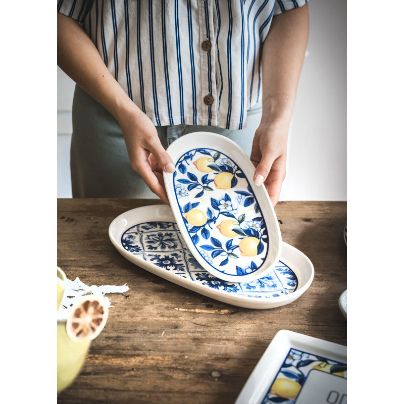 Ensemble de 2 assiettes élégantes en céramique, jaune éclatant, 11,4 x 6,7 x 0,8 po | 100% céramique, va au lave-vaisselle | Parfait pour servir des hors-d'œuvre et des desserts, un ajout élégant à toute table