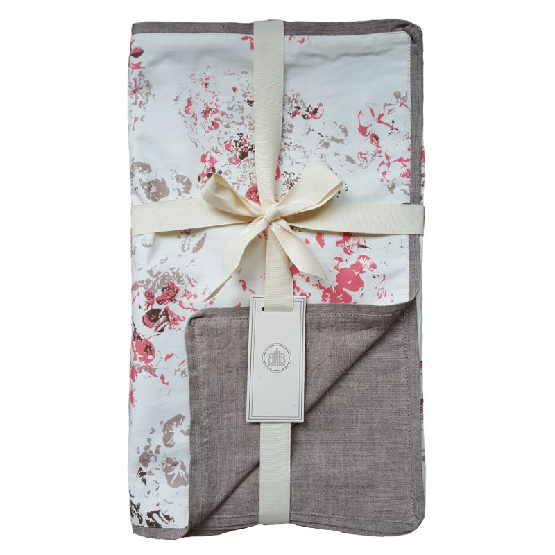 Bonnefoy  Cotton Table Runner, Pink