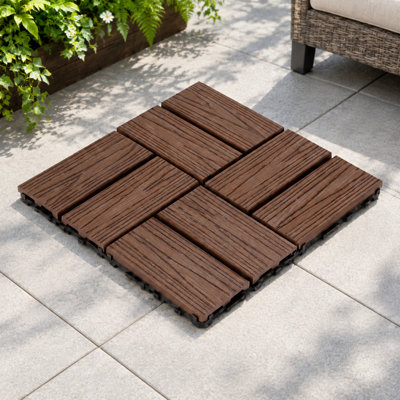 Ensemble de 25 tuiles de terrasse à emboîtement WPC