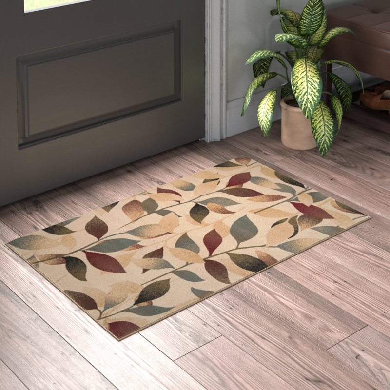 Tapis rouge foncé / brun foncé à motif floral Feagin, Rectangle 2 pi x 3 pi 3 po