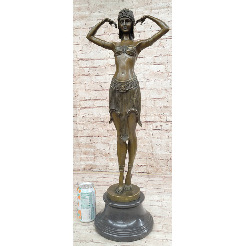 Figurines terrestres et sculptures