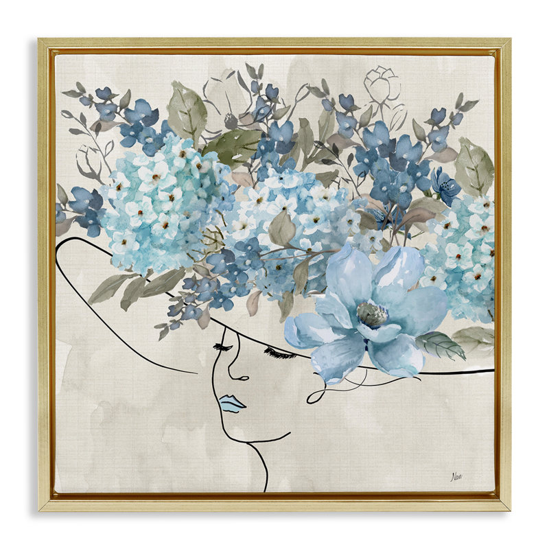 «Blue Floral Hat», encadrée par Nan, Cadre flottant métallique doré, H 25 po x l 25 po