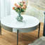 Table basse de salle à manger moderne avec pieds gris et surface en céramique