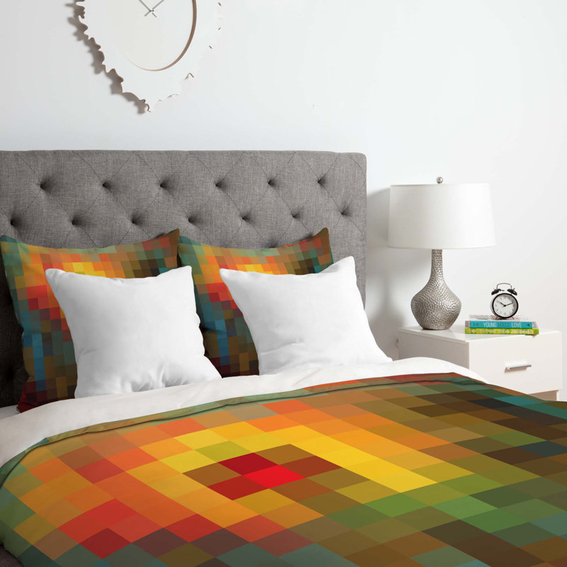 Madart Inc Geometric Shapes Duvet Cover, Queen Duvet Cover + 2 Standard Shams