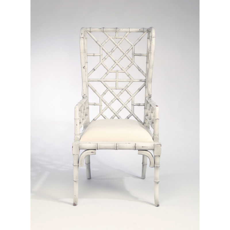 Fauteuil à oreilles Hallam, Parchemin