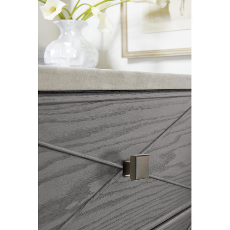 Bouton d'armoire en bronze huilé noir 1-1 / 2 po (38 mm) Blackrock, Bronze frotté à l'huile, 1 3/10"