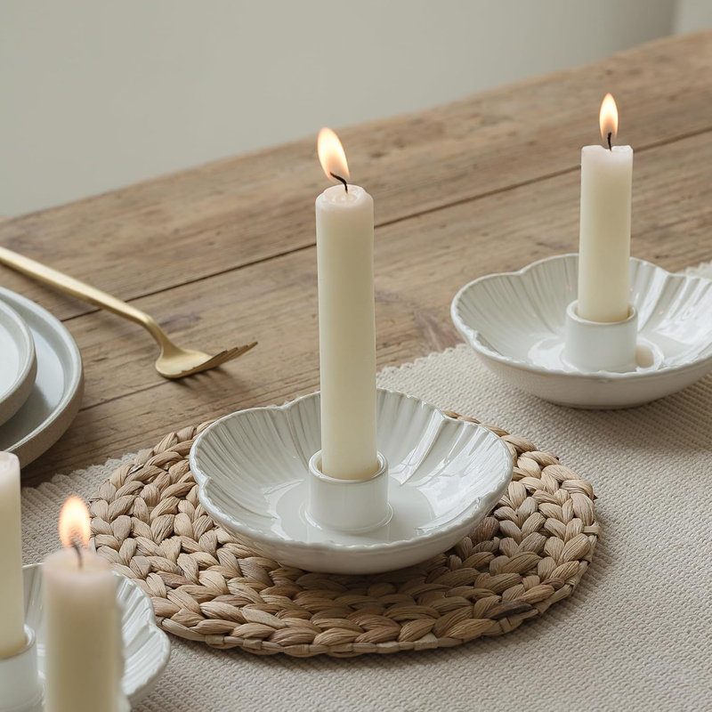 White Ceramic Candle Holder Flower-shaped Rustic Candlestick For Candles