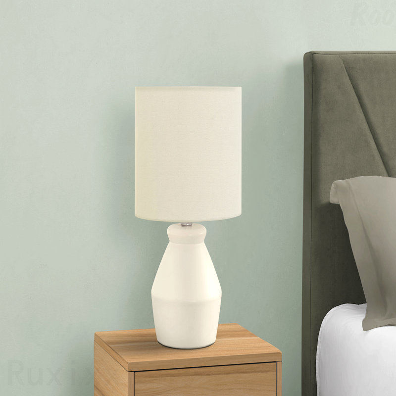 Lampe de table - H 17 po, matériau céramique crème