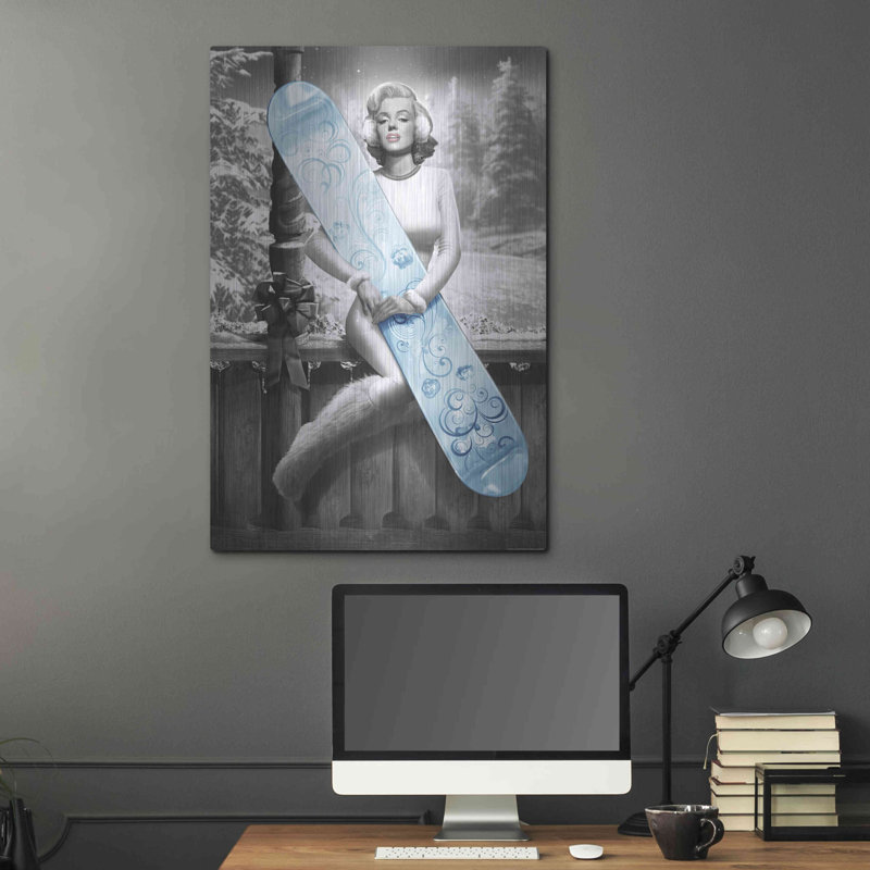 «Marilyn Snowboard» par JJ Brando, H 36 po x l 24 po