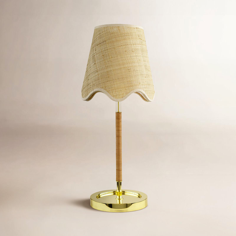 Hildegard Cintia Iron Table Lamp