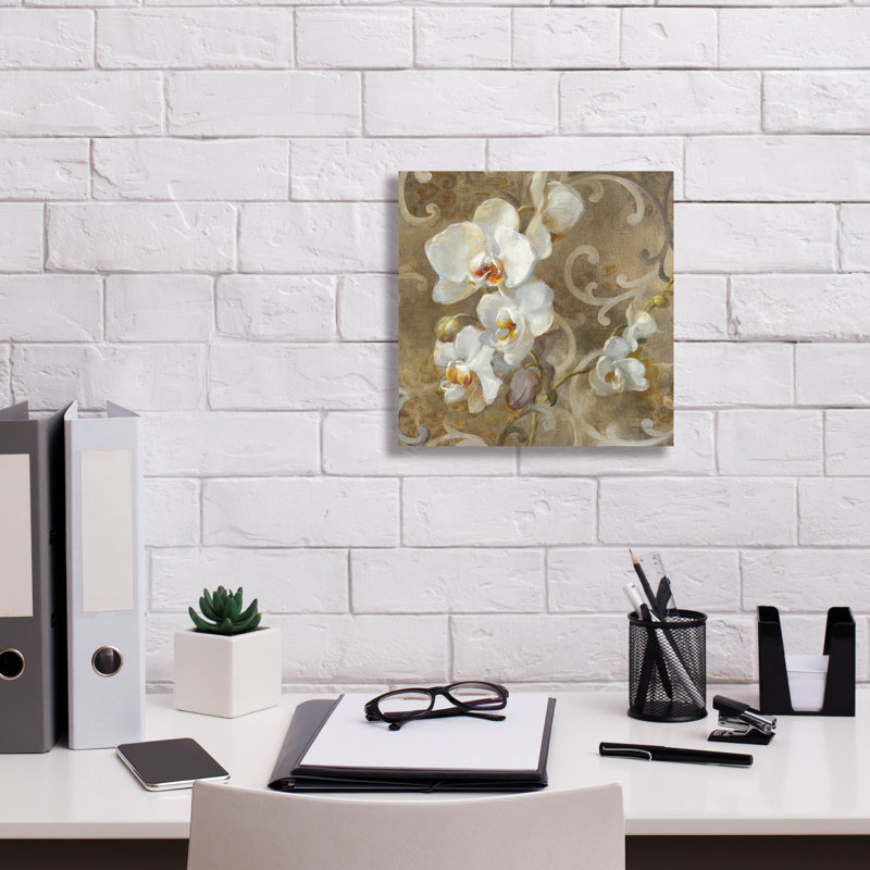 Art mural sur toile Epic Graffiti «White Orchid» par Danhui Nai, H 12 po x l 12 po