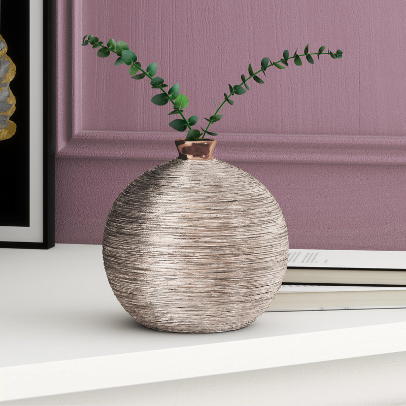 Vase Chalese