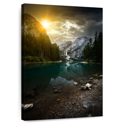 Alvord Italian Braies Lake