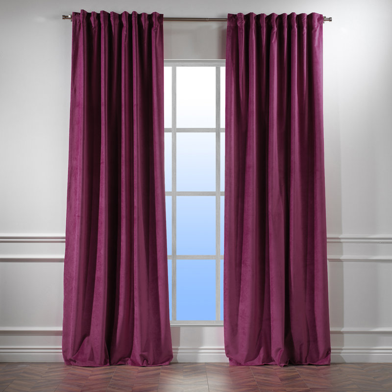 Decorative Double Panel in Matt, Extra Wide X Extra Long, L 52 po x L 108 po, 51 fuchsia