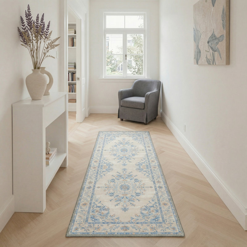 Vintage Floral Machine Washable Blue /Beige Indoor Area Rug With Non-Slip Backing, Rectangle 5' x 5'