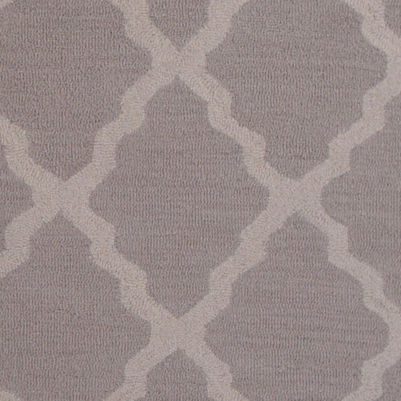 Tapis beige / gris touffeté à la main