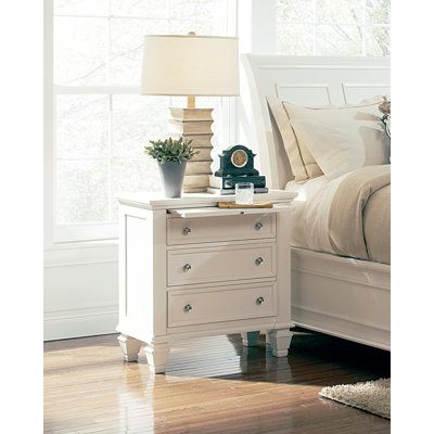 Bohanan 3 - Drawer Nightstand by Alcott Hill