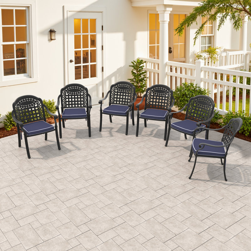 Chaise de salle à manger empilable avec coussins de patio