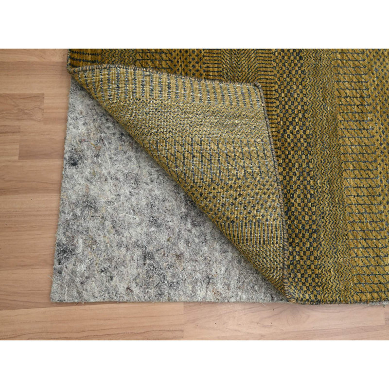 Tapis de couloir oriental brun doré, laine et soie 2 pi 8 po x 12 pi 2 po, noué à la main, tissage plus dense, doux au toucher