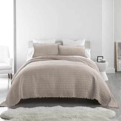 Your Lifestyle by Donna Sharp Delano Blush 3PC Cotton Quilt Set