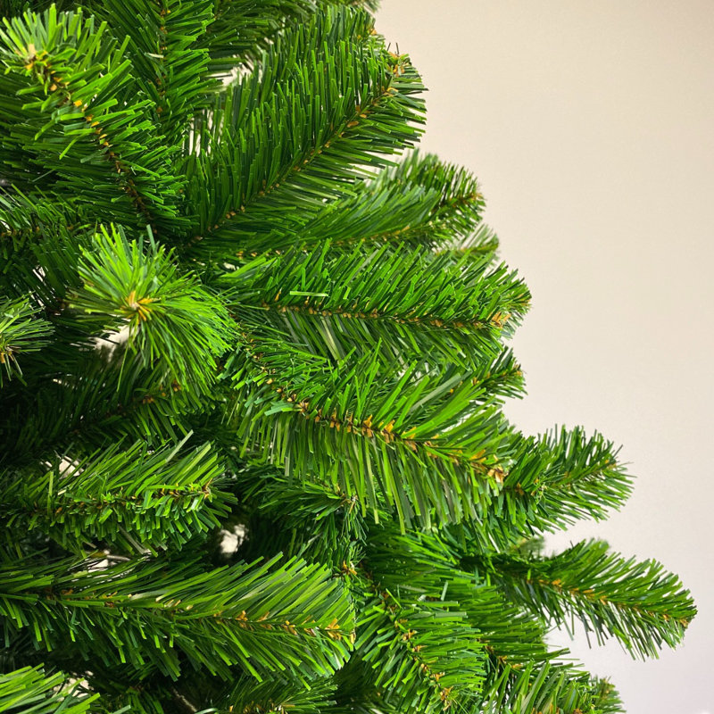 Arbre de Noël épinette Scandia